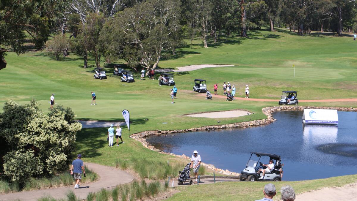 Golf  Nelson Bay Golf Club